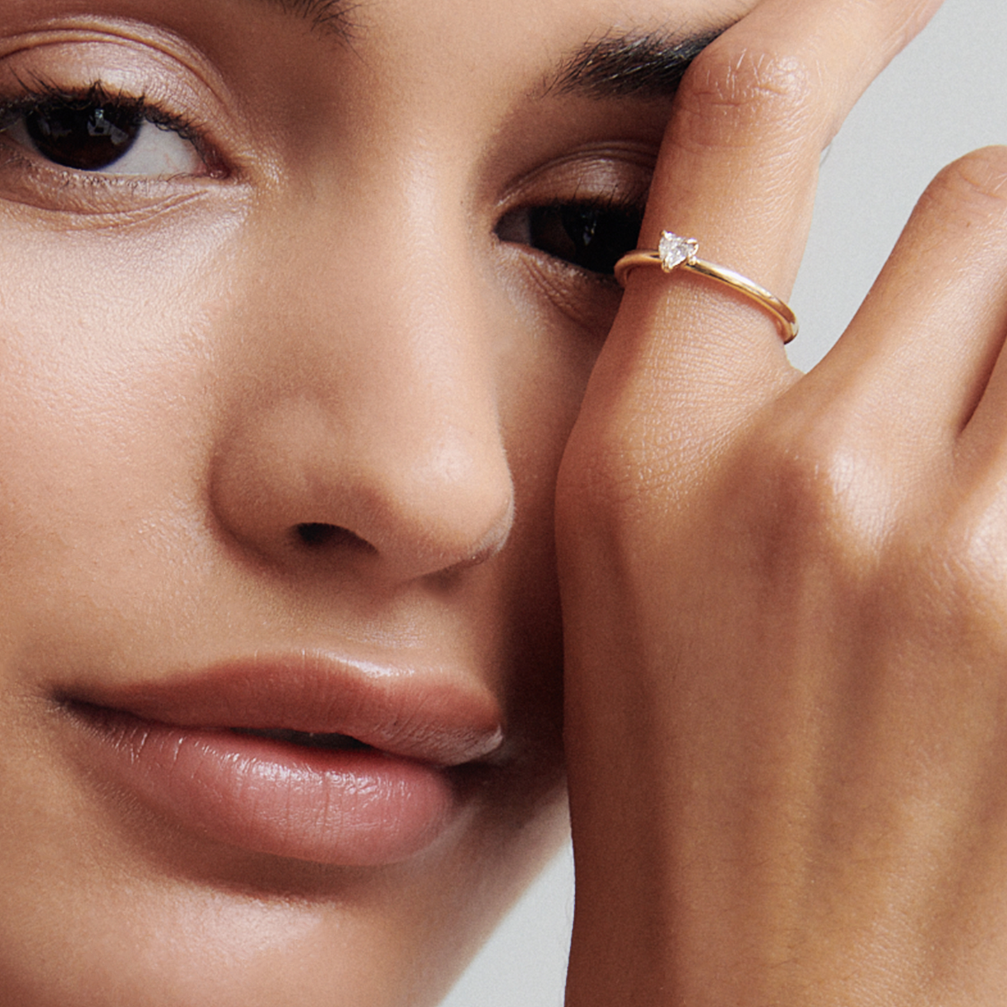 Stunning 0.15 CT Heart Moissanite Engagement Ring with Solitaire Design